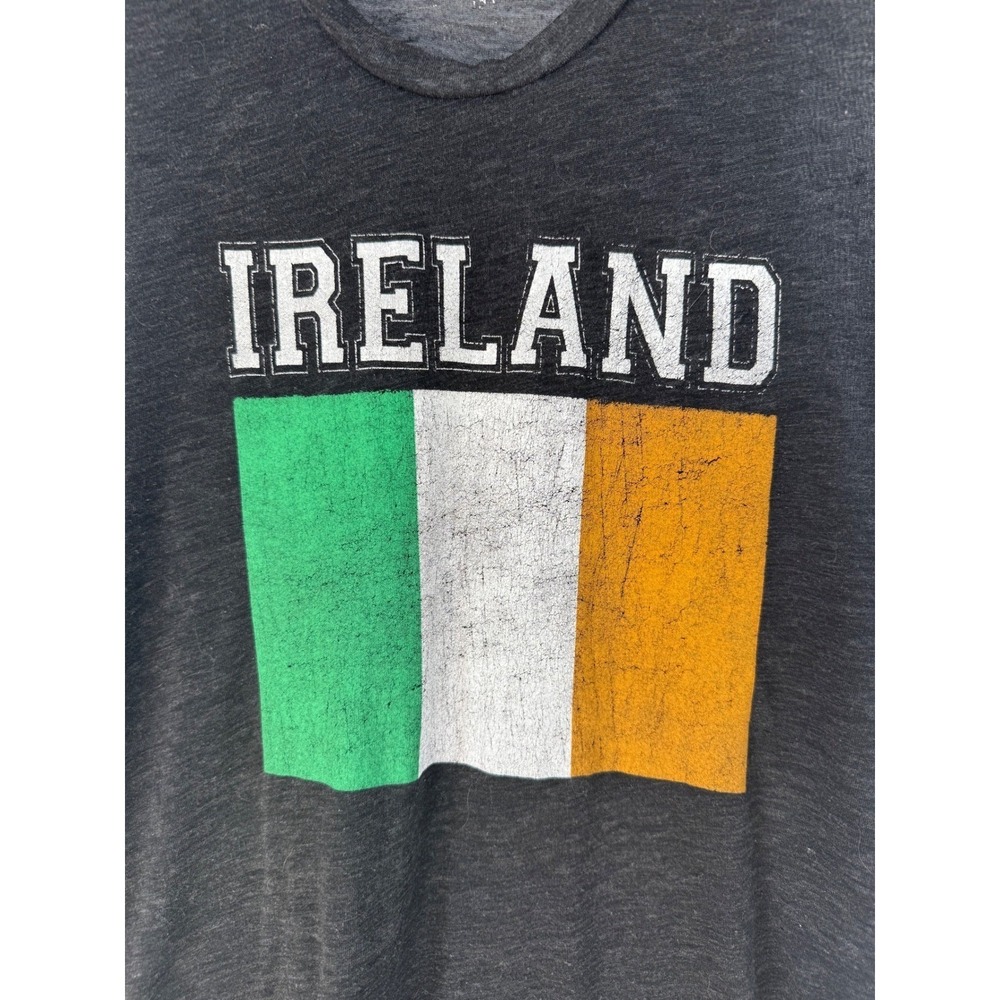 Fifth Sun Ireland Flag Tank Top Paper Thin Mens M/L Charcoal Gray Distressed Tee